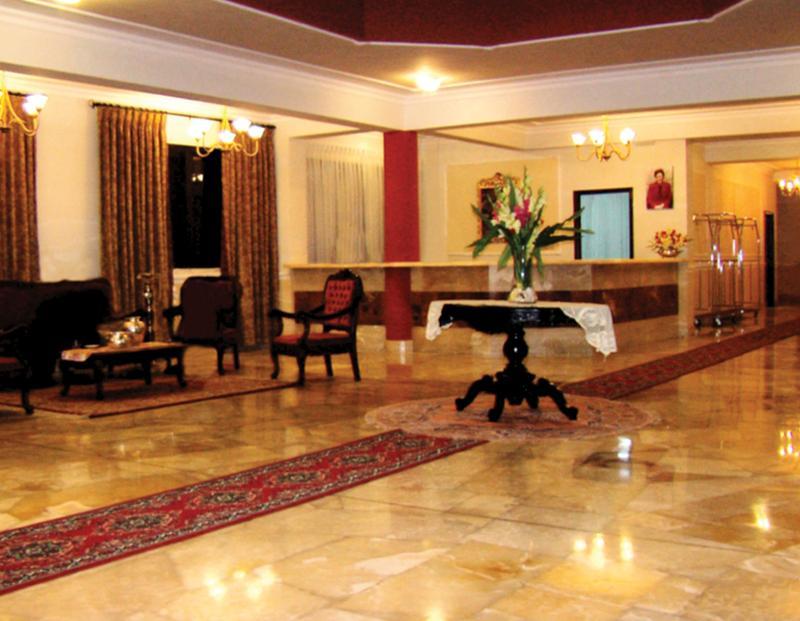 Hotel Coloso Potosí Екстериор снимка