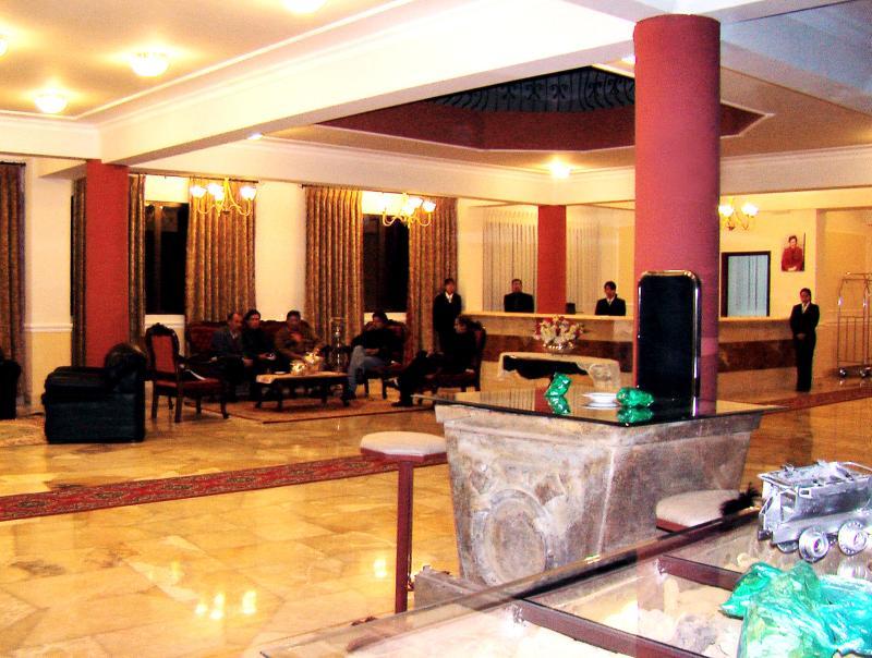 Hotel Coloso Potosí Екстериор снимка